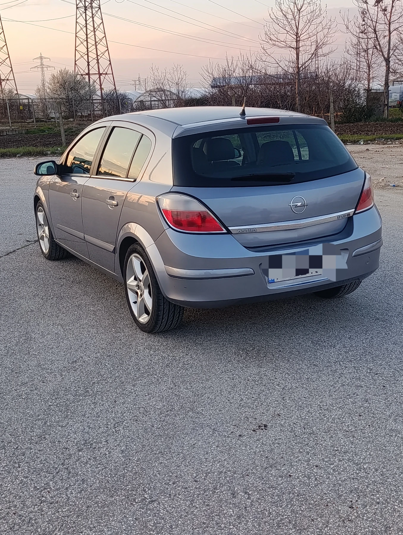 Opel Astra, снимка 3 - Автомобили и джипове - 53978532