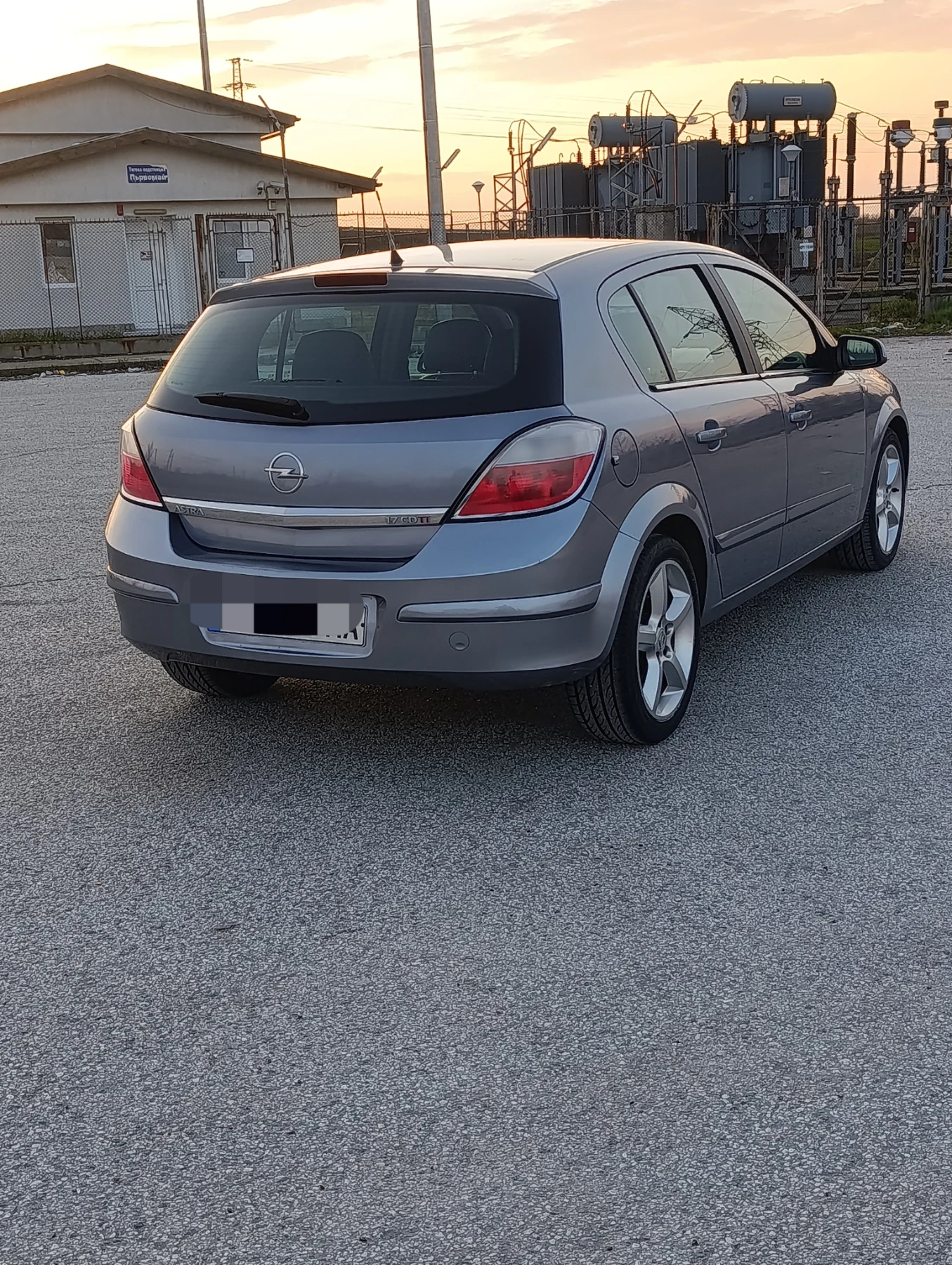 Opel Astra, снимка 4 - Автомобили и джипове - 53978532