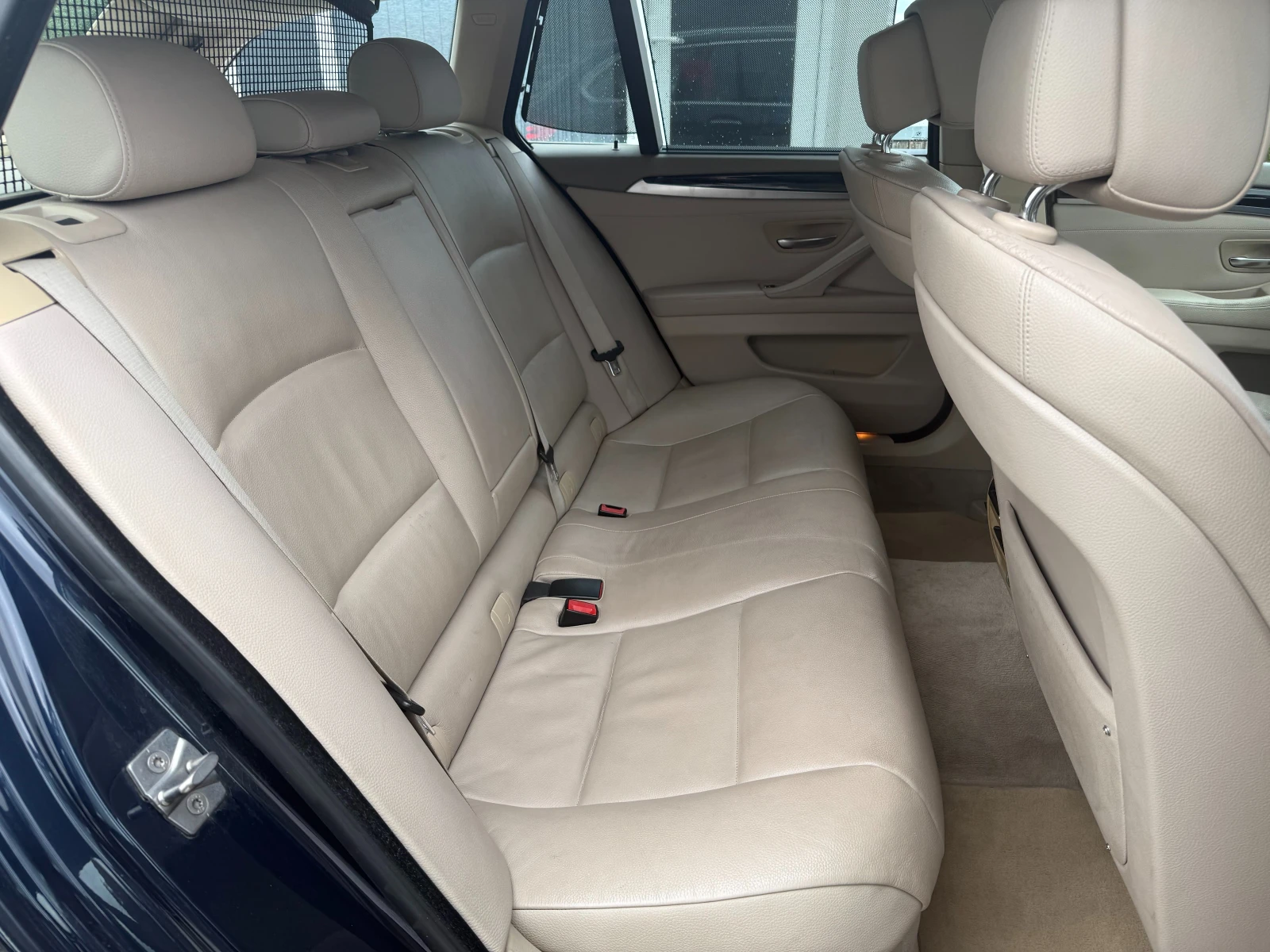 BMW 530 530d Напълно обслужена , снимка 9 - Автомобили и джипове - 54014457