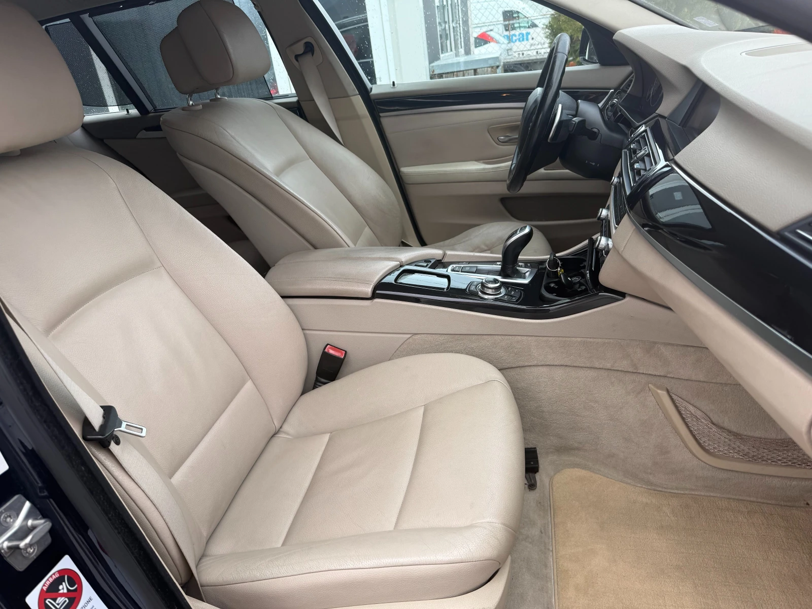 BMW 530 530d Напълно обслужена , снимка 10 - Автомобили и джипове - 54014457