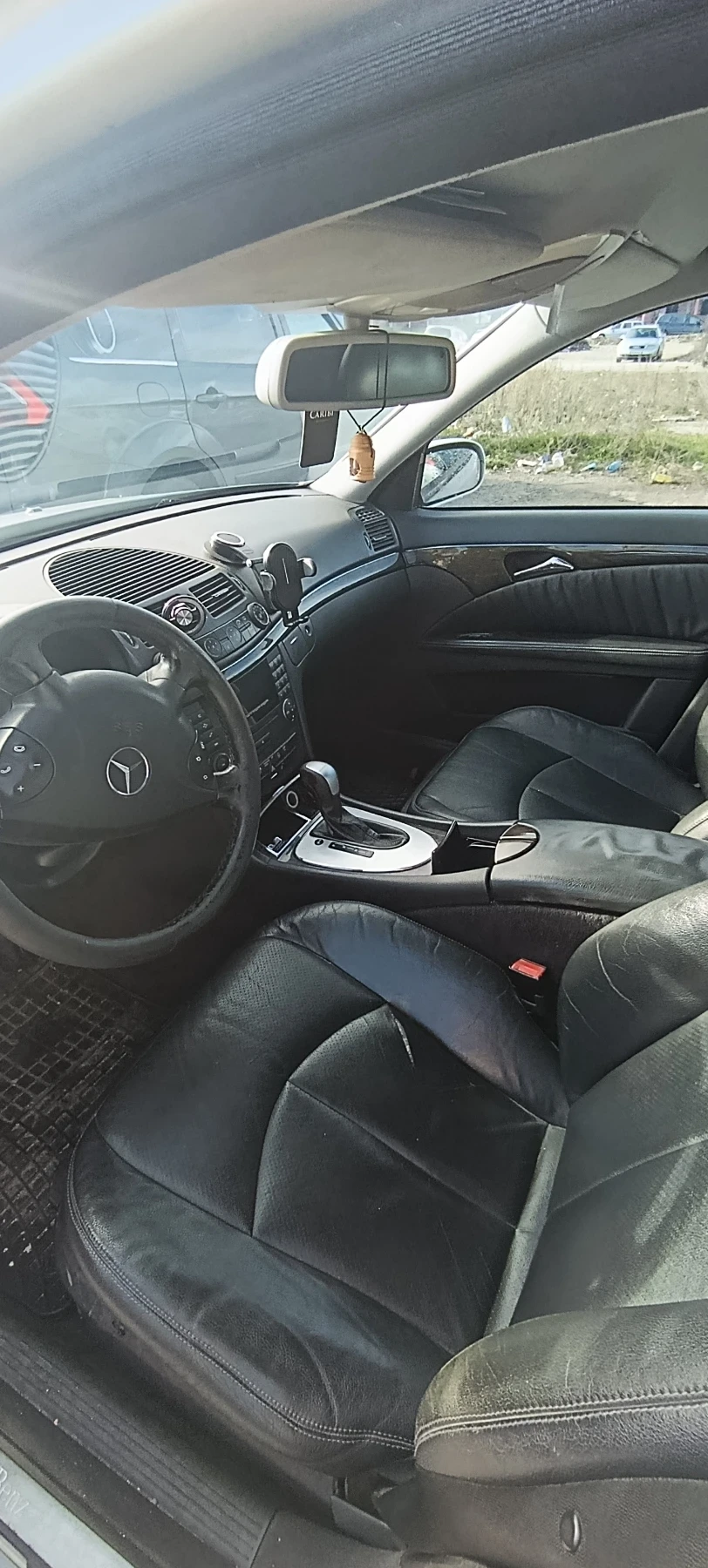 Mercedes-Benz E 220 E220 Авангард 150кс, снимка 4 - Автомобили и джипове - 54163076