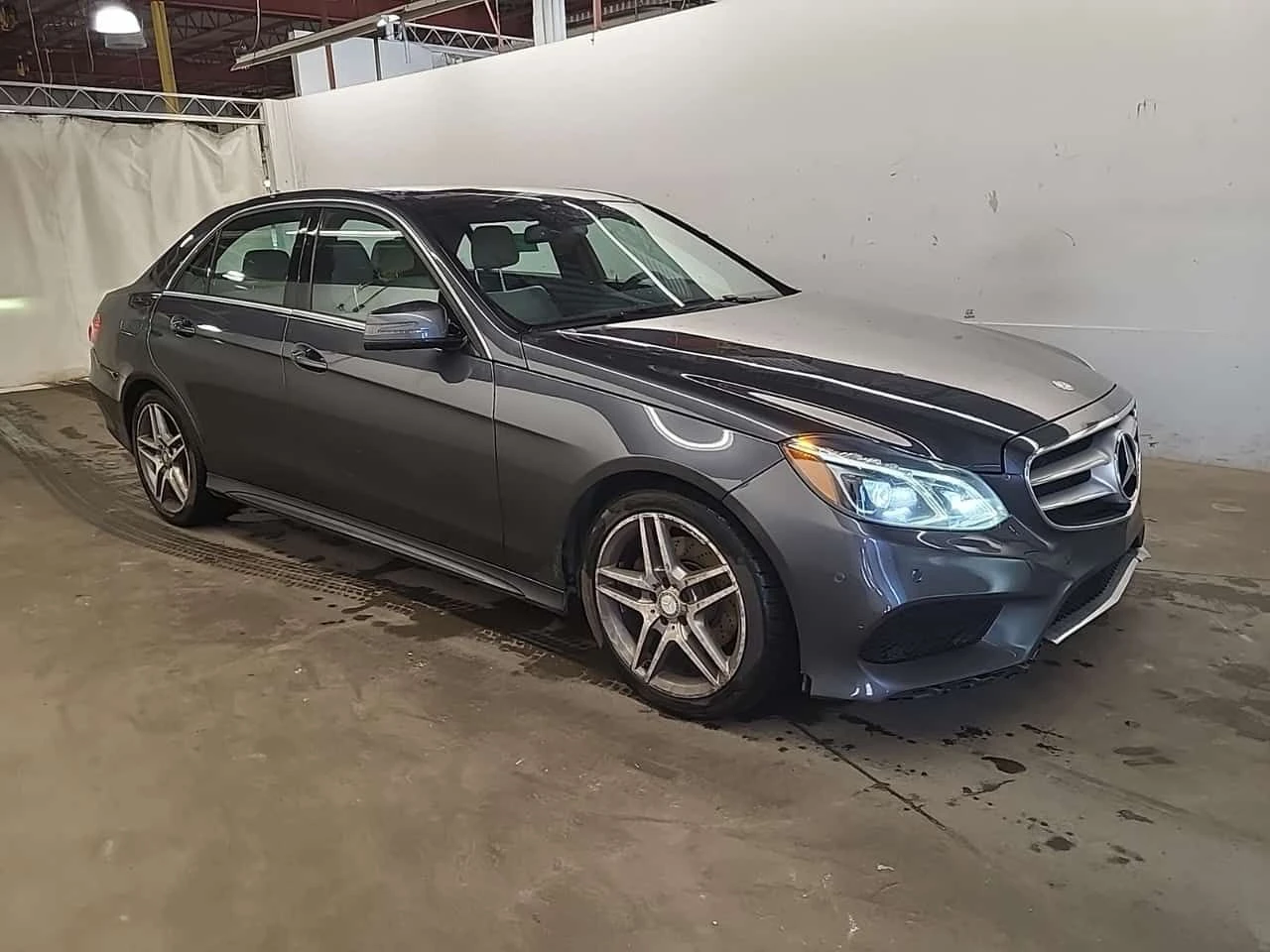 Mercedes-Benz E 400 * CARFAX * NAVI * PANO * , снимка 2 - Автомобили и джипове - 54339013