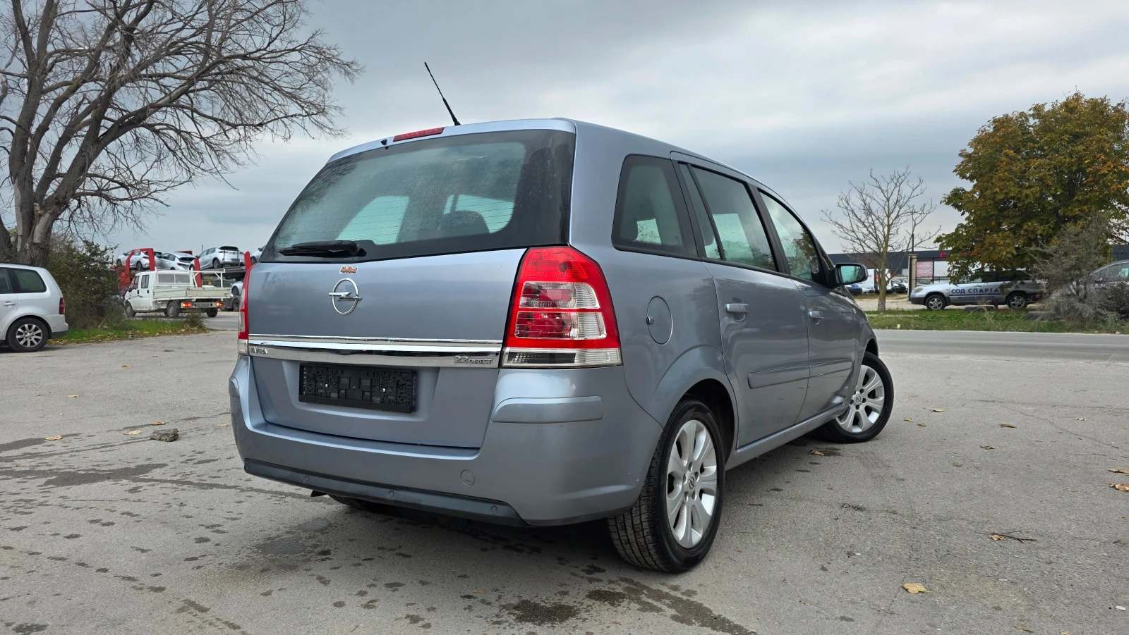 Opel Zafira БЕЗУПРЕЧЕН, снимка 5 - Автомобили и джипове - 54417006