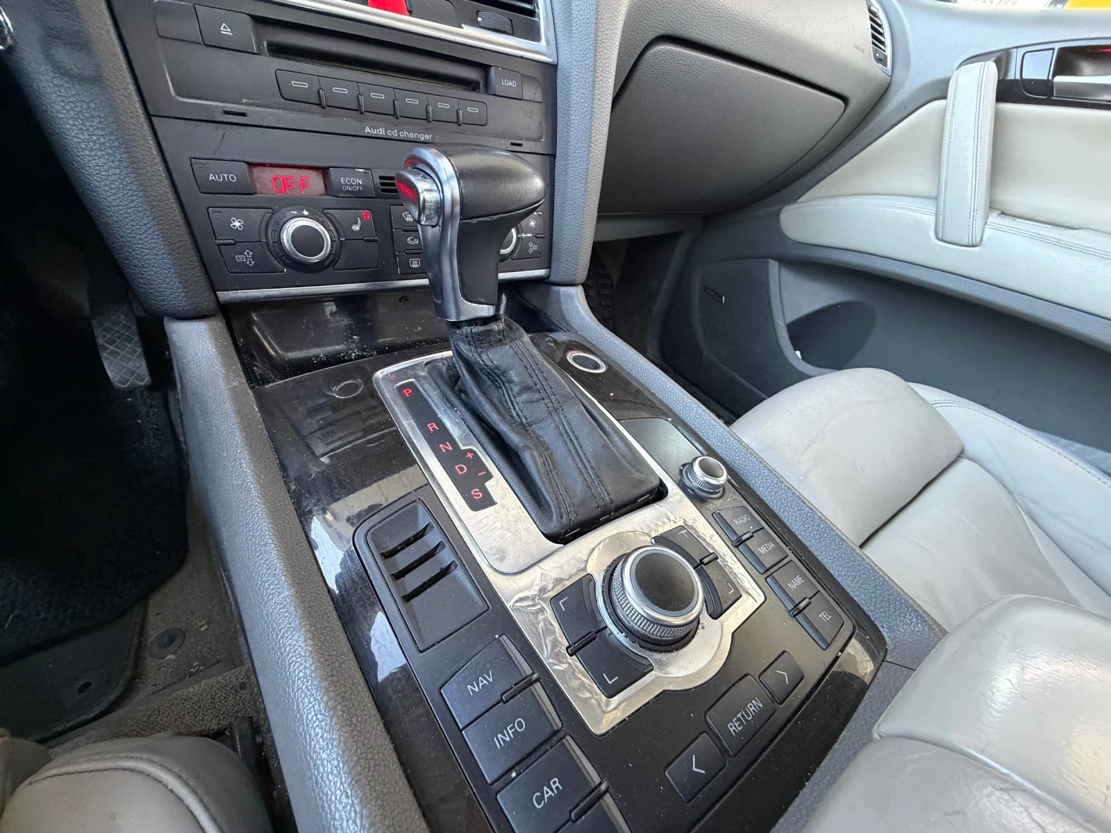 Audi Q7 3.0D* Sline* �������� | Mobile.bg � ����������� 12