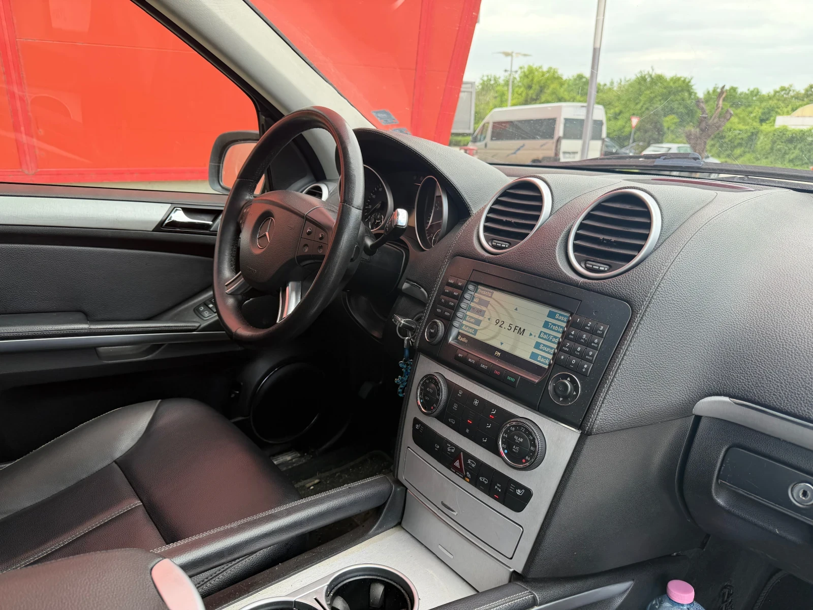 Mercedes-Benz GL 500 ГАЗОВ* ИНЖЕКЦИОН* 7места, снимка 13 - Автомобили и джипове - 54514150