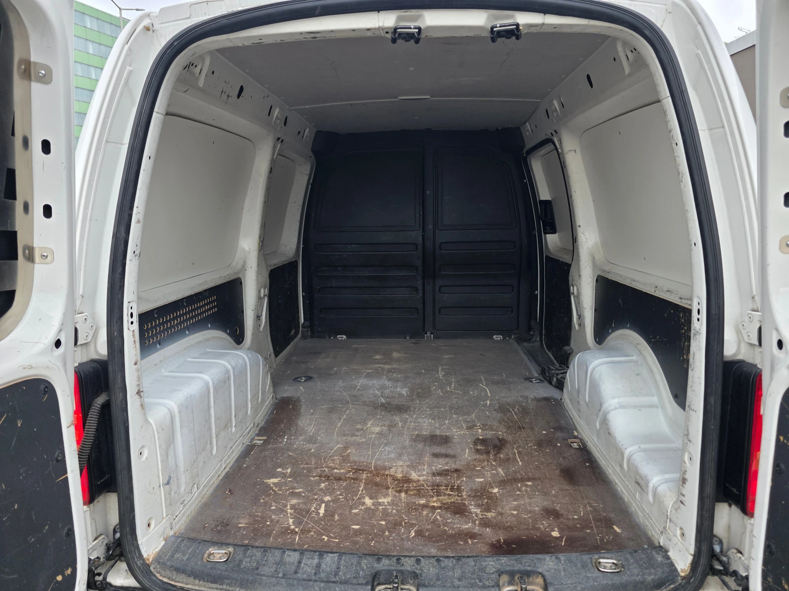 VW Caddy  IV-Cargo Maxi-1.4 TGI-110 h.p., снимка 15 - Автомобили и джипове - 54515258