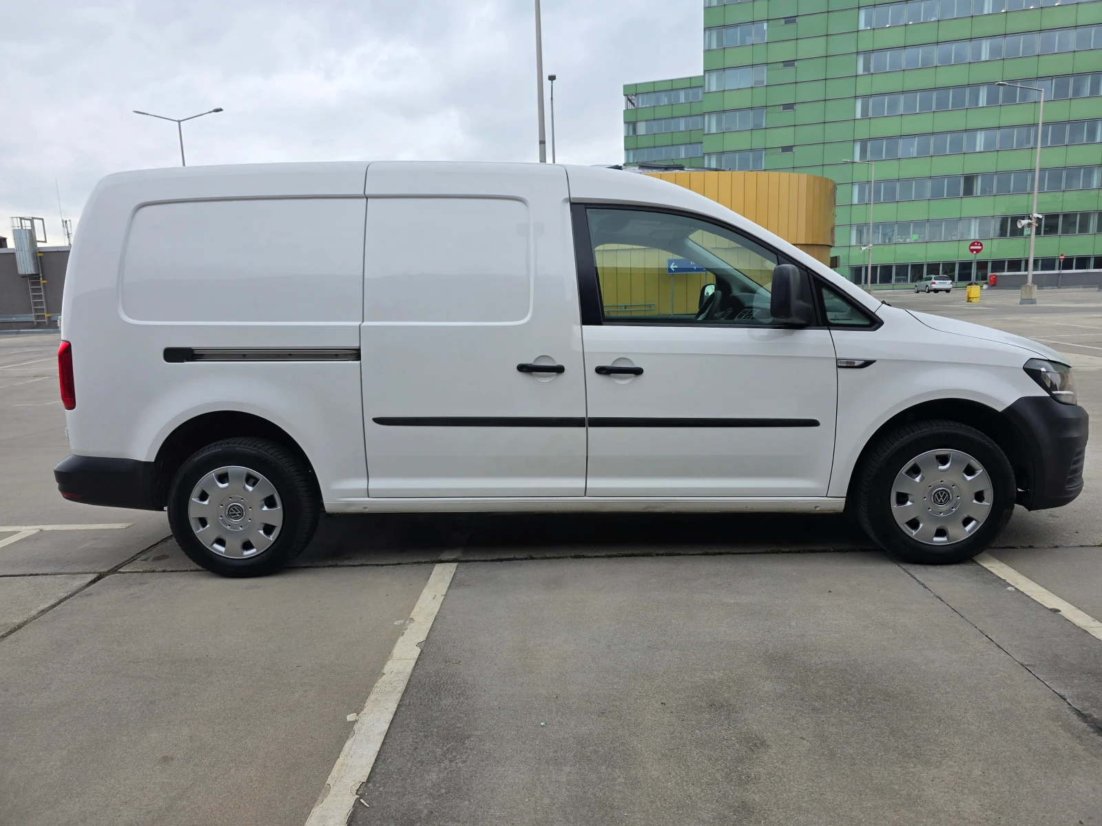 VW Caddy  IV-Cargo Maxi-1.4 TGI-110 h.p., снимка 4 - Автомобили и джипове - 54515258