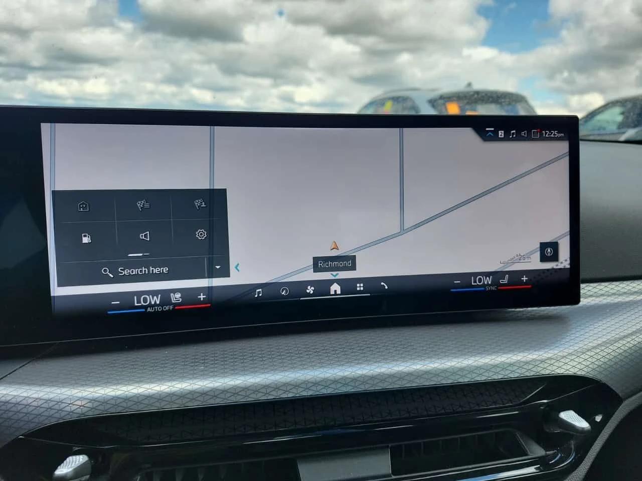 BMW 330 I XDRIVE| HUD| 360| PANO| ПАМЕТ| , снимка 13 - Автомобили и джипове - 54606981