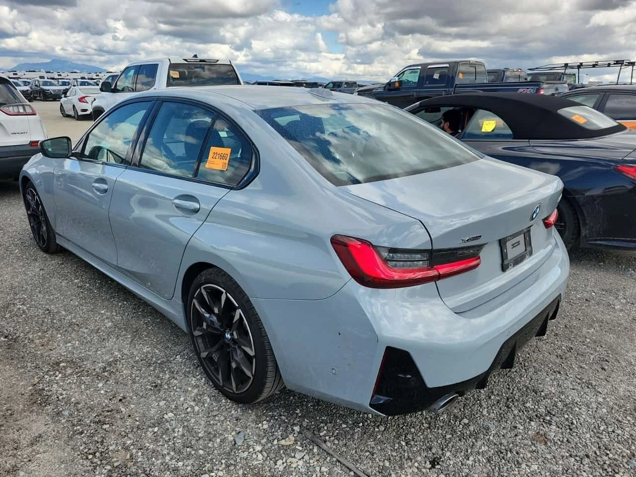 BMW 330 I XDRIVE| HUD| 360| PANO| ПАМЕТ| , снимка 4 - Автомобили и джипове - 54606981