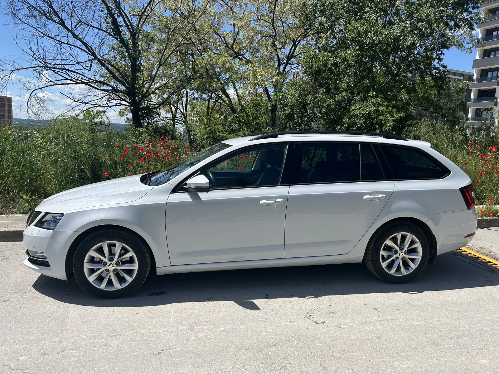 Skoda Octavia 3 FL, снимка 2 - Автомобили и джипове - 54712144