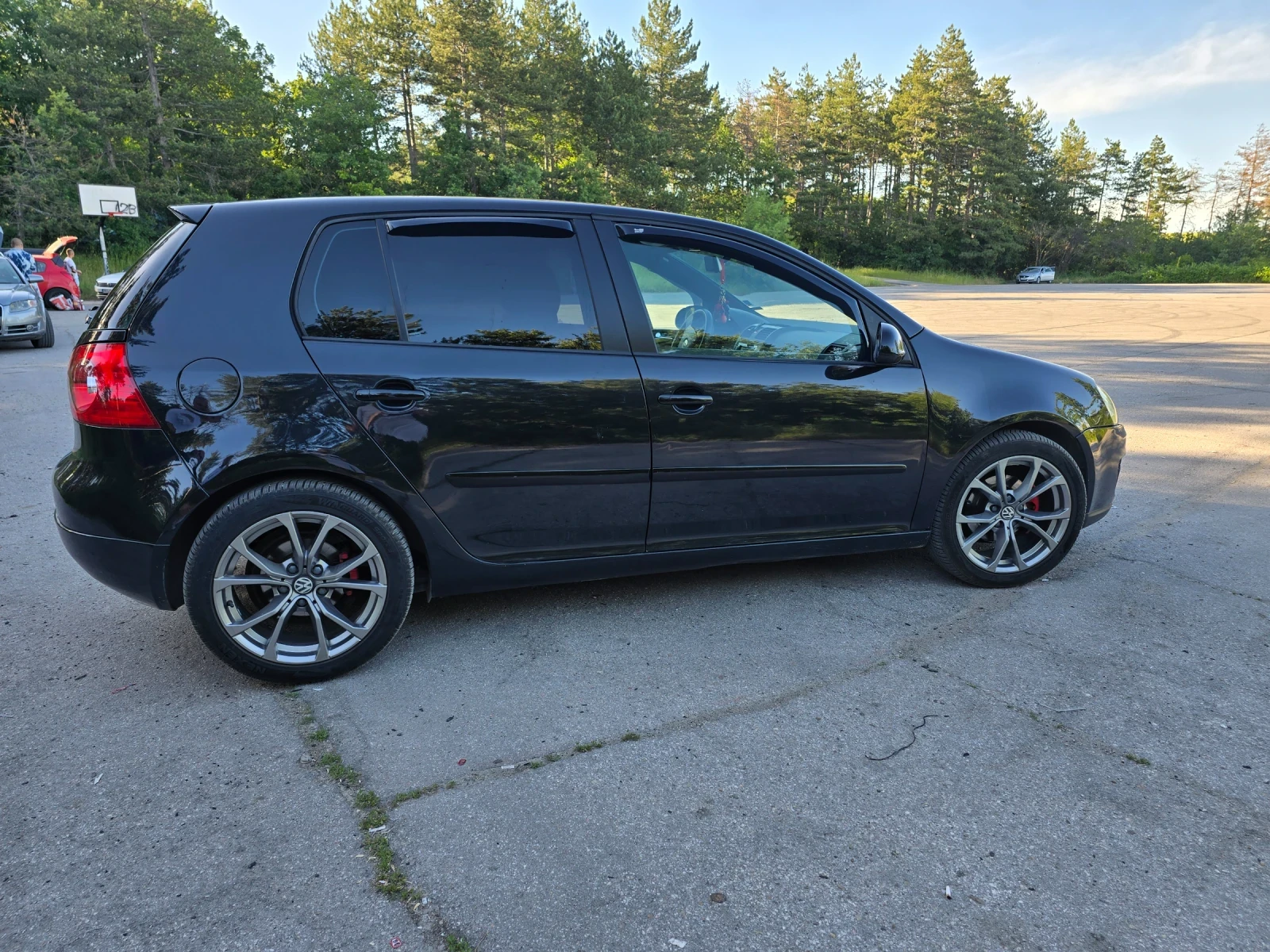 VW Golf 1.9 TDI, снимка 4 - Автомобили и джипове - 54722204