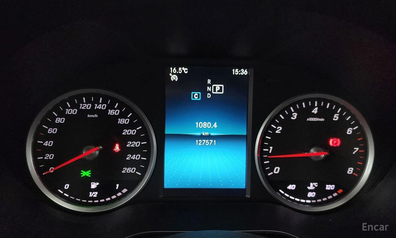 Mercedes-Benz C 200 FACELIFT* ПОДГРЕВ* КАМЕРА* КЕЙЛЕС* , снимка 14 - Автомобили и джипове - 54819336