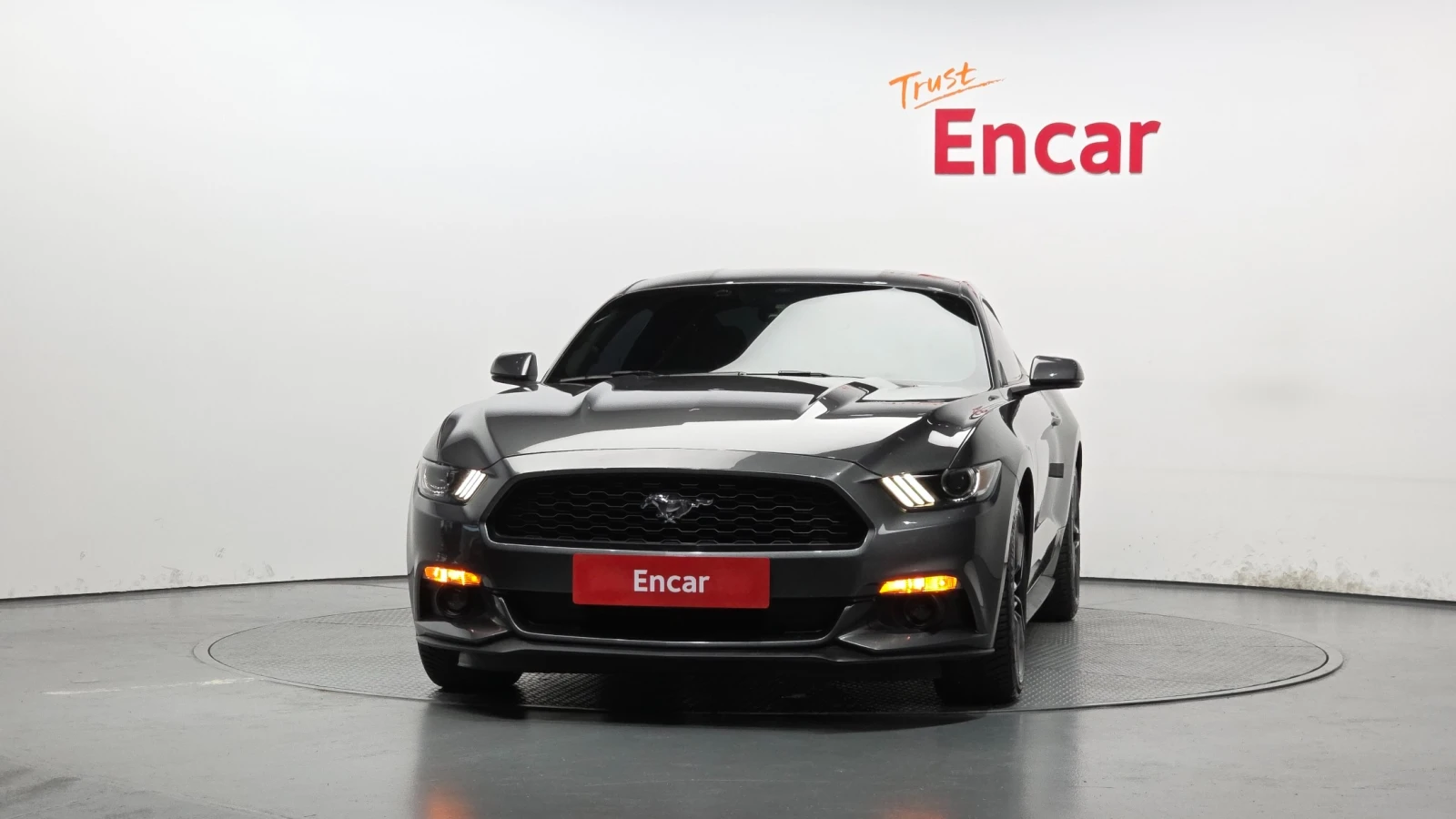 Ford Mustang Coupe 2.3 EcoBoost | Ventilated Seats, снимка 3 - Автомобили и джипове - 54914670