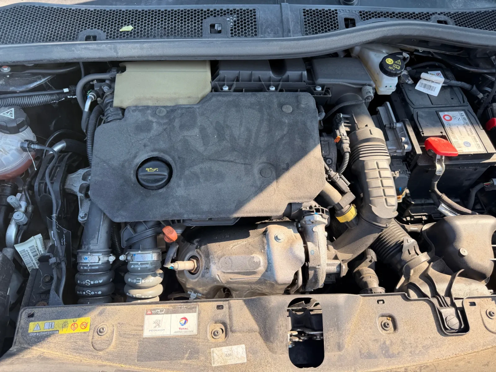 Peugeot 2008 1.5HDI GT LINE, снимка 16 - Автомобили и джипове - 55002191