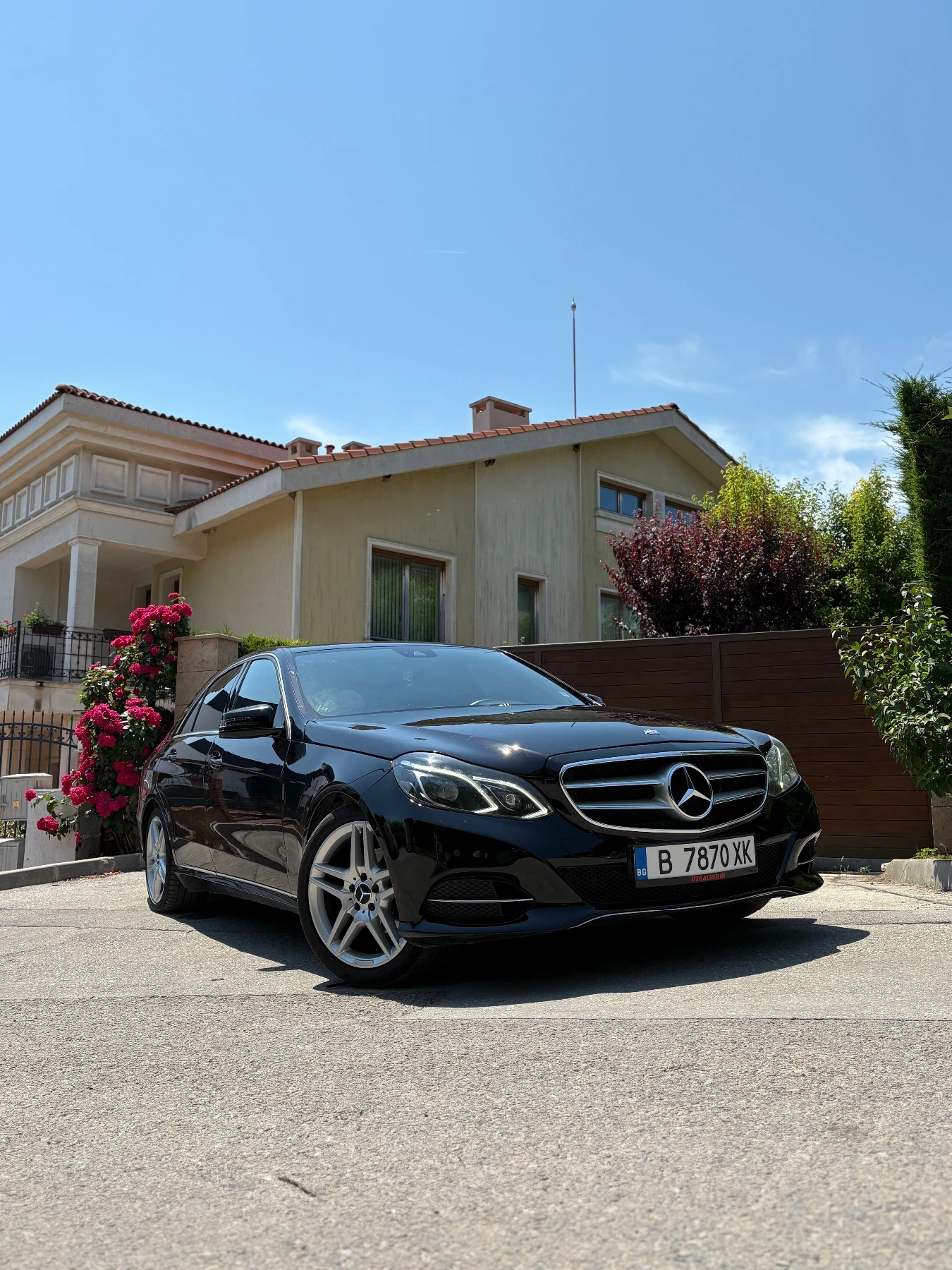 Mercedes-Benz E 220     Avantgarde Sport