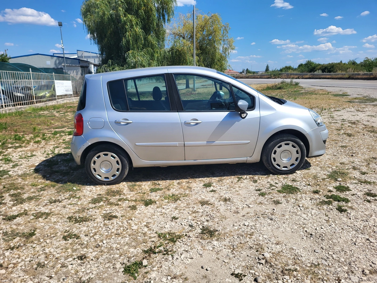 Renault Modus 1.2i, снимка 6 - Автомобили и джипове - 55540767