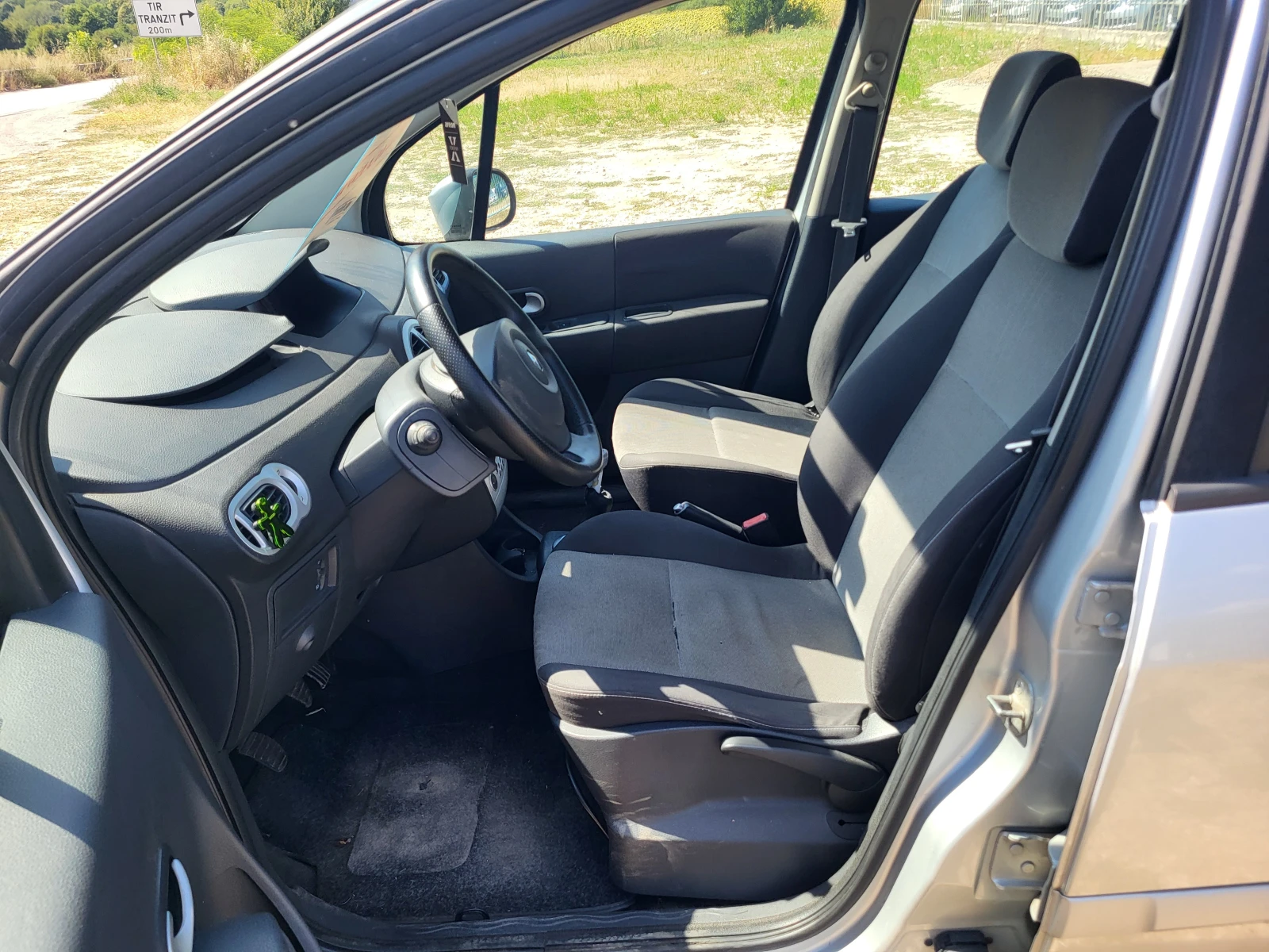 Renault Modus 1.2i, снимка 9 - Автомобили и джипове - 55540767
