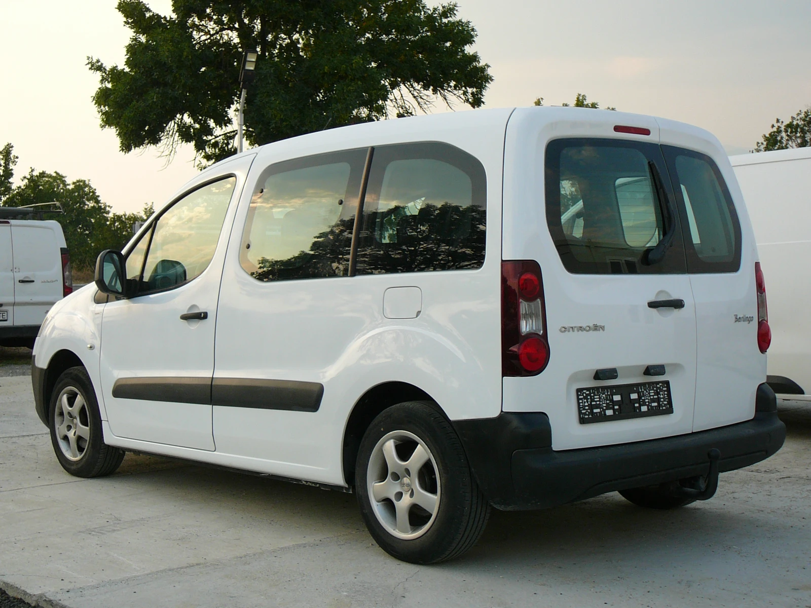Citroen Berlingo 1.6hdi евро5 Климa, снимка 4 - Автомобили и джипове - 55730079