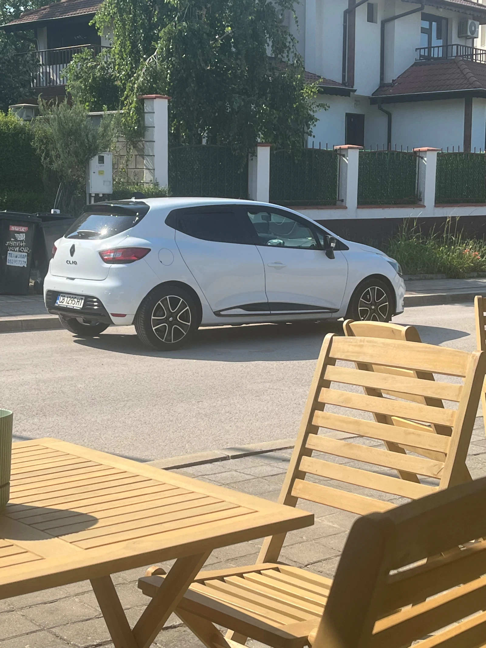 Renault Clio 1.5 dci, снимка 6 - Автомобили и джипове - 56208732