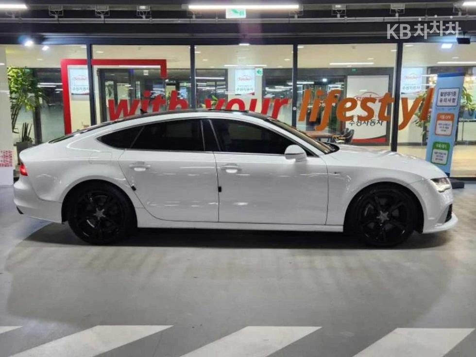 Audi A7 2015 RS 7 PKG 3.0 BiTDI Quattro* HUD* Дистроник, снимка 3 - Автомобили и джипове - 56283360