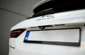 Jaguar F-PACE SVR 5.0 V8 AWD SuperCharged * Black Pack/360, снимка 9