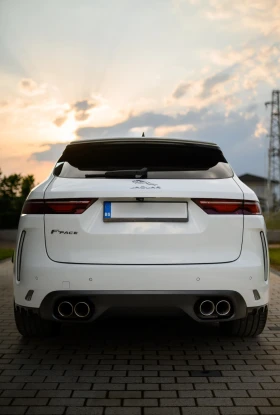 Jaguar F-PACE SVR 5.0 V8 AWD SuperCharged * Black Pack/360, снимка 10
