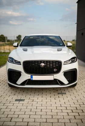 Jaguar F-PACE SVR 5.0 V8 AWD SuperCharged * Black Pack/360, снимка 1