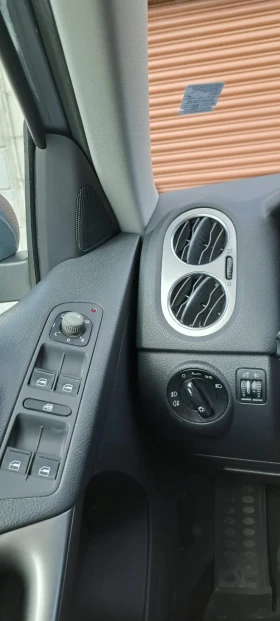 VW Tiguan - 6999 € / 13688.85 лв. - 40930223 10