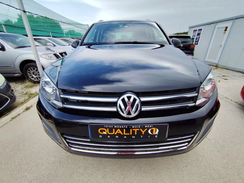 VW Touareg 3.0 Швейцария , снимка 2 - Автомобили и джипове - 46191356