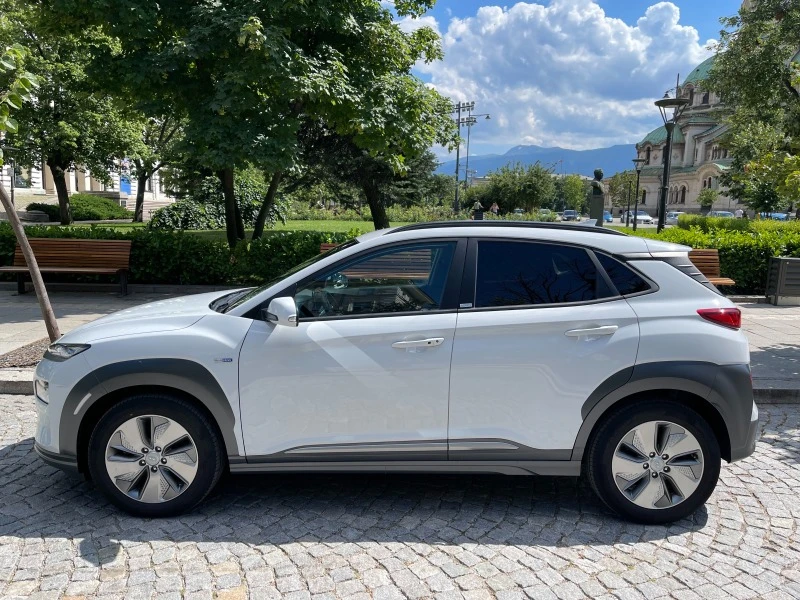 Hyundai Kona EV, снимка 9 - Автомобили и джипове - 47754542