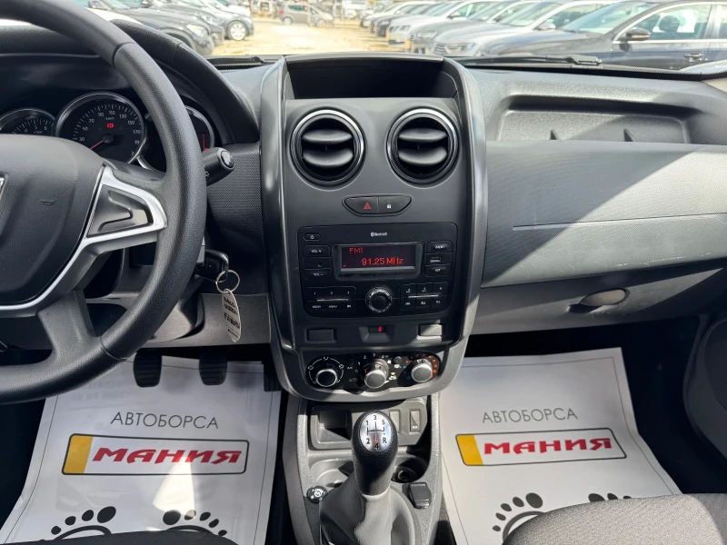 Dacia Duster 1.6I gaz, снимка 10 - Автомобили и джипове - 51809645