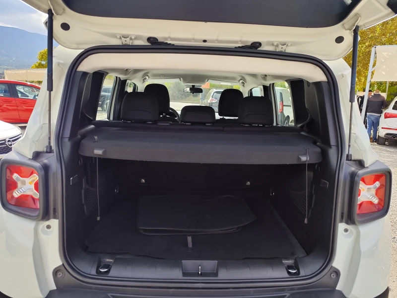 Jeep Renegade 1.6iE-TORQ CROSS* ГАЗ* EURO-6B* 2018г., снимка 14 - Автомобили и джипове - 52019086