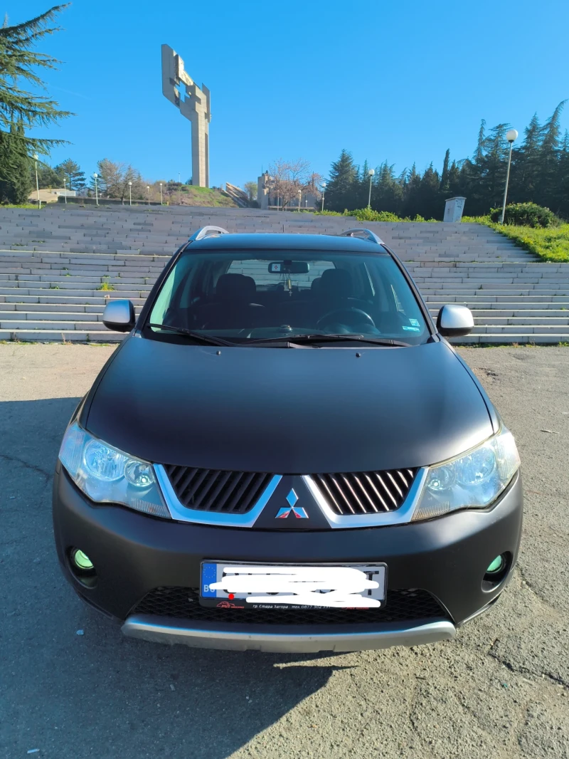 Mitsubishi Outlander 2