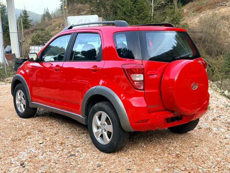 Daihatsu Terios 1.5i* 4x4* БЕЗ РЪЖДА* 3 КЛЮЧА* , снимка 3 - Автомобили и джипове - 52843038