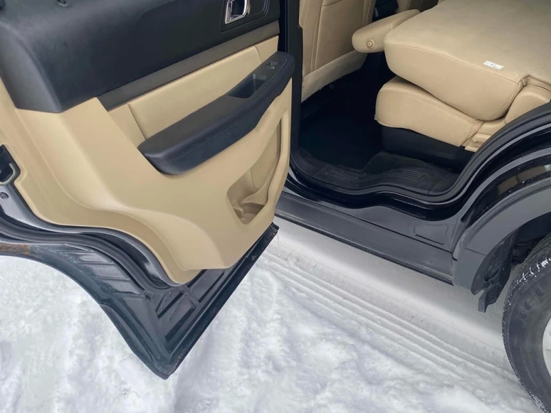 Ford Explorer 2017 AWD * БЕЗ ПЪРВОНАЧАЛНА ВНОСКА, снимка 13 - Автомобили и джипове - 53042759