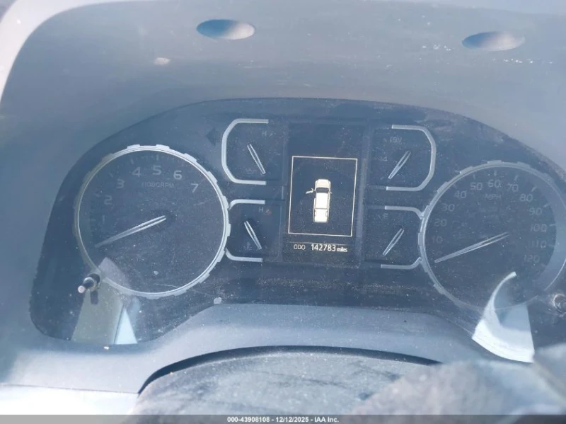 Toyota Tundra 5.7L V-8 DOHC, VVT, 381HP 4X2 Drive, снимка 12 - Автомобили и джипове - 53497691