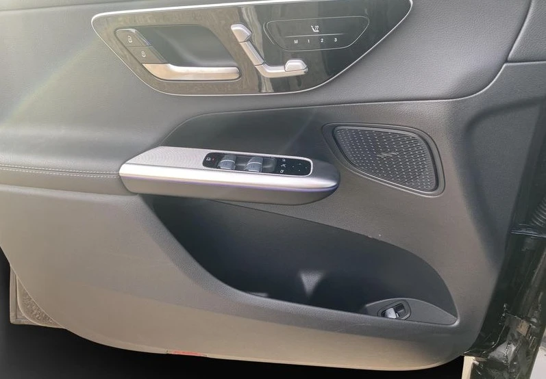 Mercedes-Benz GLC 220 d 4MATIC Off-Roader, снимка 7 - Автомобили и джипове - 53814911