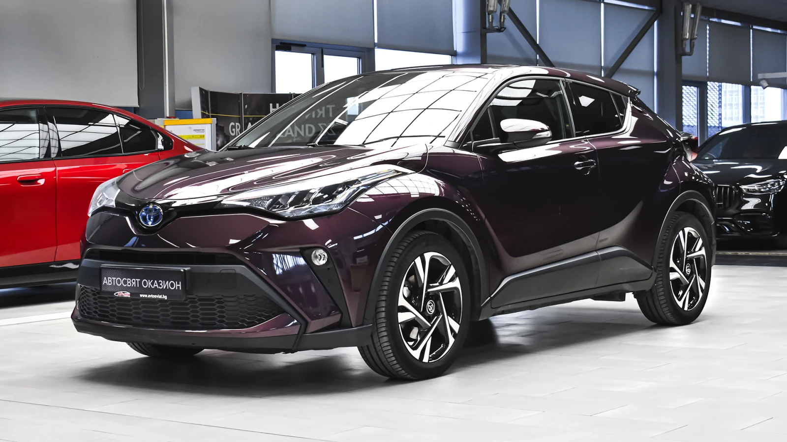 Toyota C-HR 2.0 Hybrid Design Automatic - изображение 4