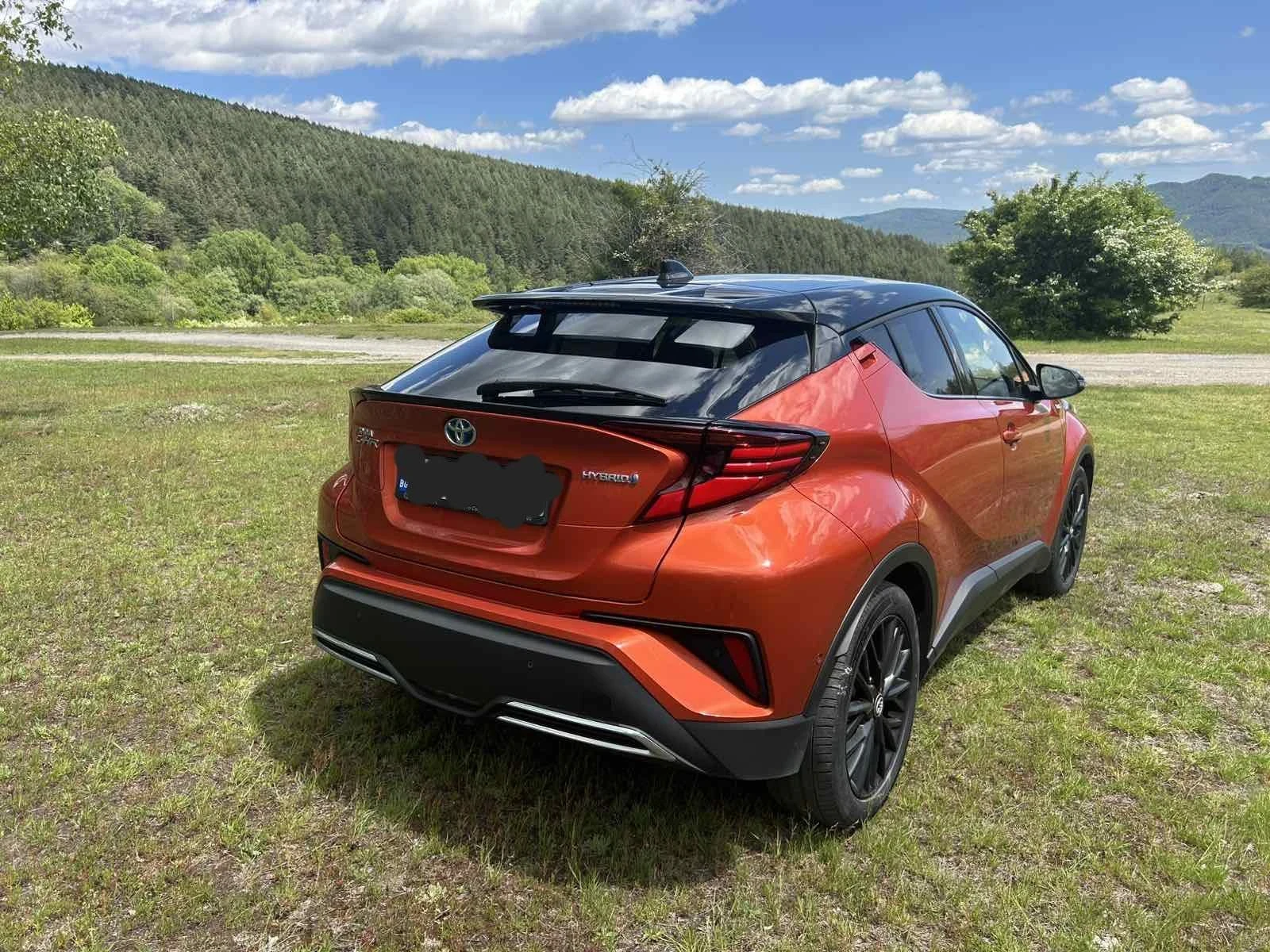 Toyota C-HR Hybrid e-CVT Cuore Facelift - изображение 5