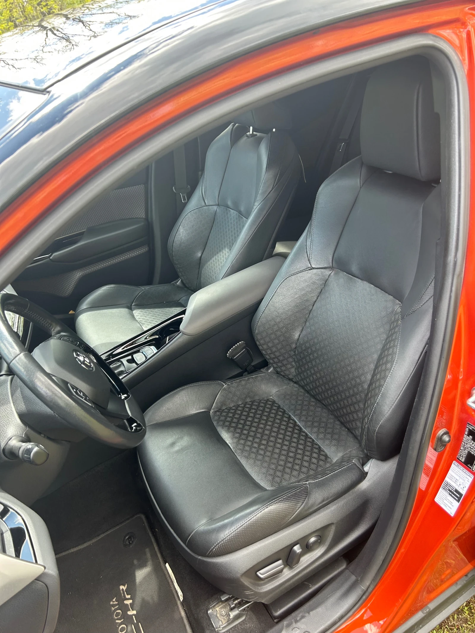 Toyota C-HR Hybrid e-CVT Cuore Facelift | Mobile.bg   12