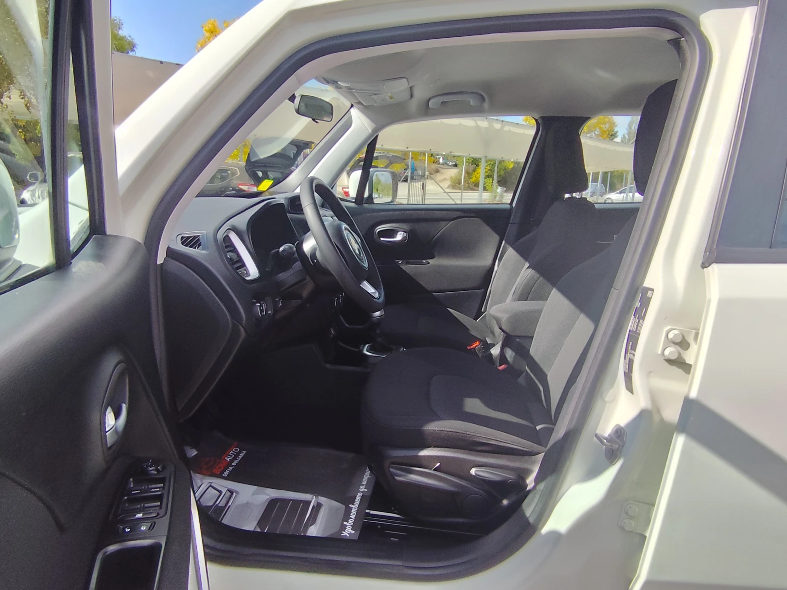 Jeep Renegade 1.6iE-TORQ CROSS* ГАЗОВА УРЕДБА* EURO6B* LPG - изображение 7