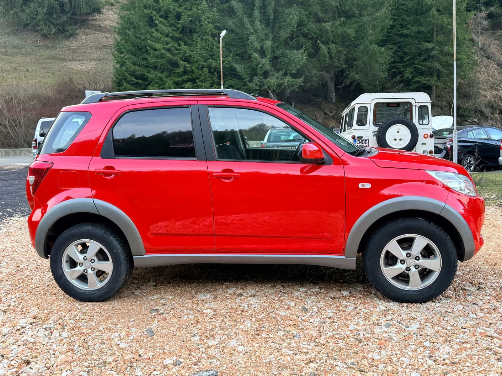 Daihatsu Terios 1.5i* 4x4* БЕЗ РЪЖДА* 3 КЛЮЧА*  - изображение 5