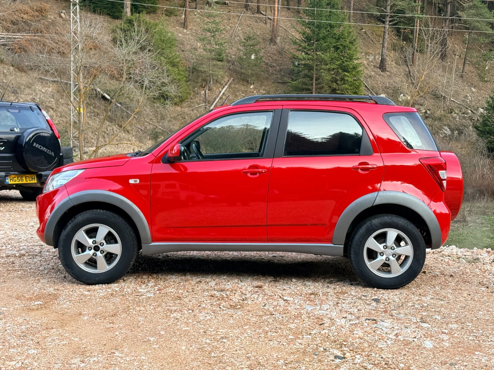 Daihatsu Terios 1.5i* 4x4* БЕЗ РЪЖДА* 3 КЛЮЧА*  - изображение 2