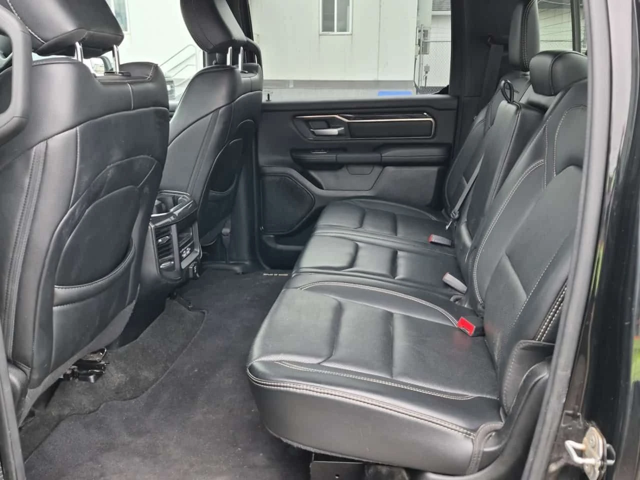Dodge RAM 1500 * Sport * ПОДГРЕВ* KEYLESS* , снимка 3 - Автомобили и джипове - 54457035