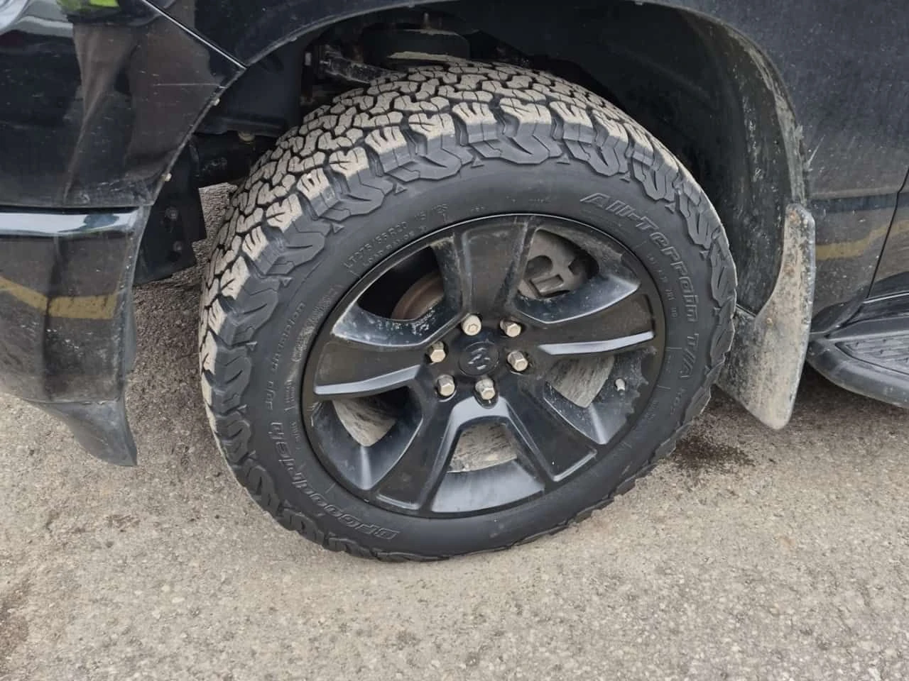 Dodge RAM 1500 * Sport * ПОДГРЕВ* KEYLESS* , снимка 7 - Автомобили и джипове - 54457035