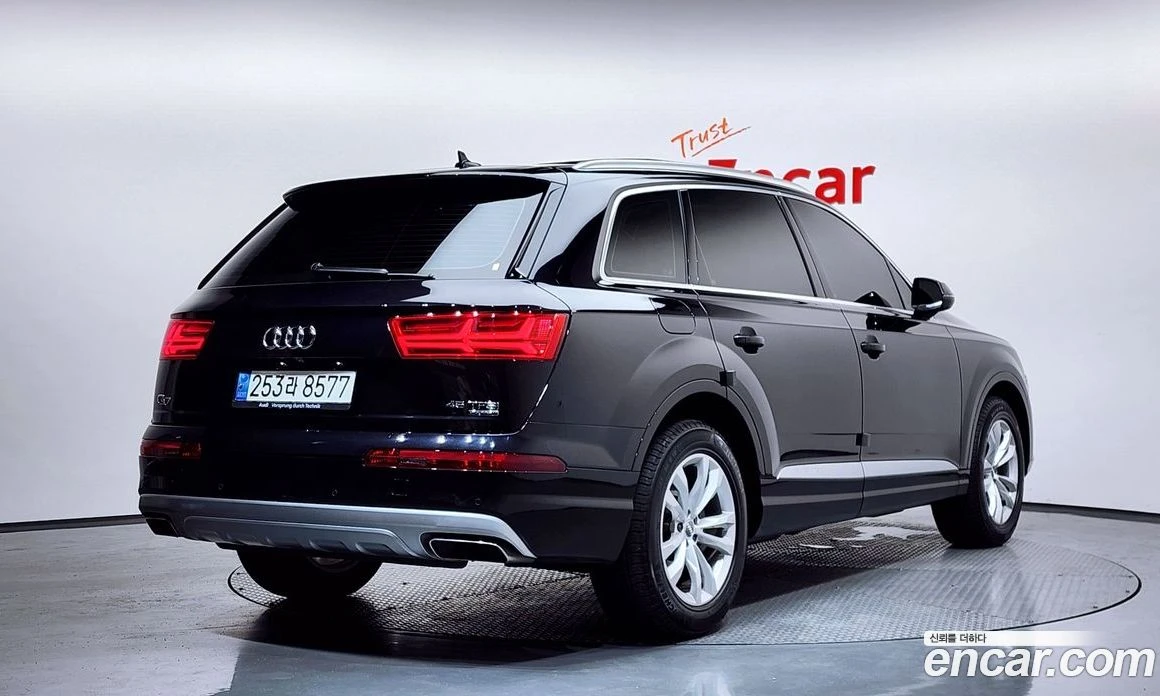 Audi Q7 45 TFSI Quattro, снимка 2 - Автомобили и джипове - 55676687