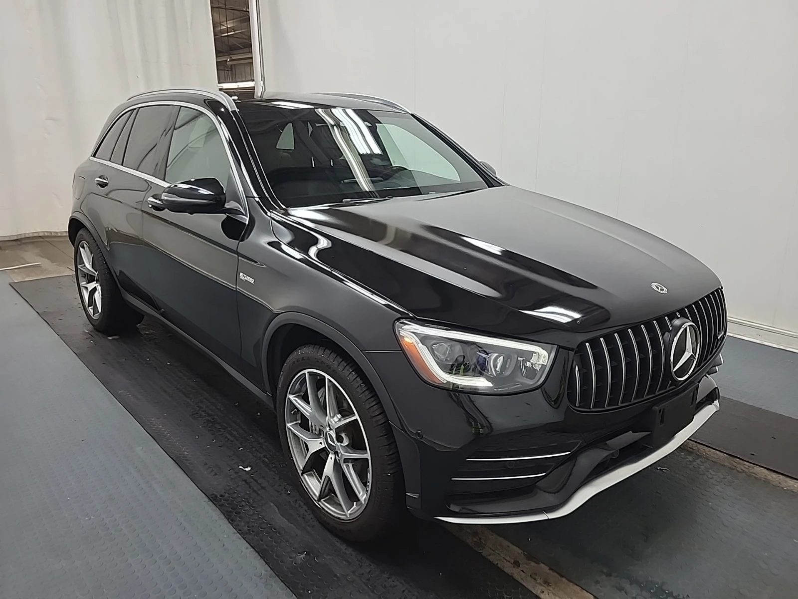 Mercedes-Benz GLC 43 AMG 4MATIC, снимка 2 - Автомобили и джипове - 55751841