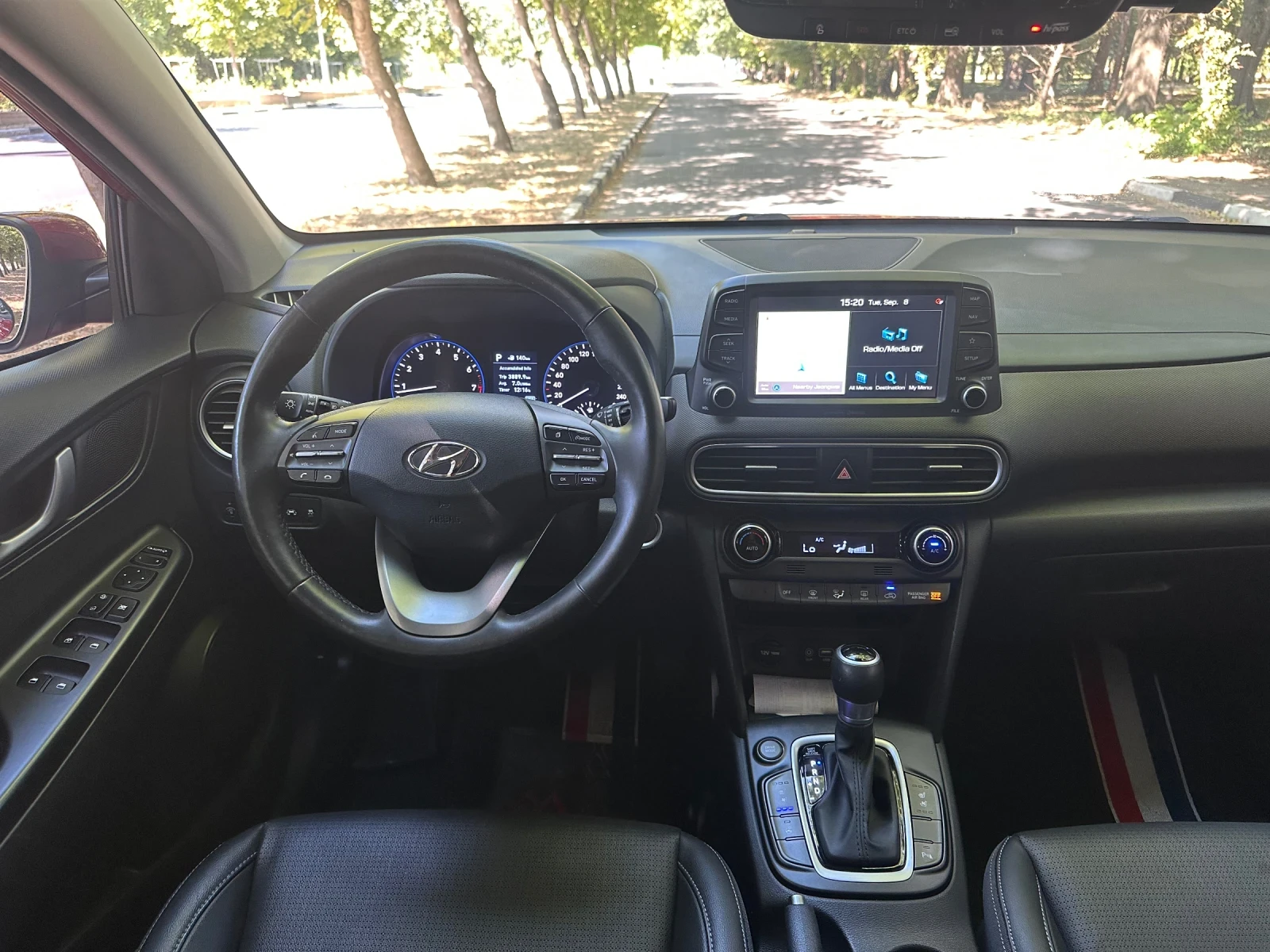 Hyundai Kona АВТОМАТ | КОЖА | ВНОС ОТ ЮЖНА КОРЕА, снимка 9 - Автомобили и джипове - 56001907