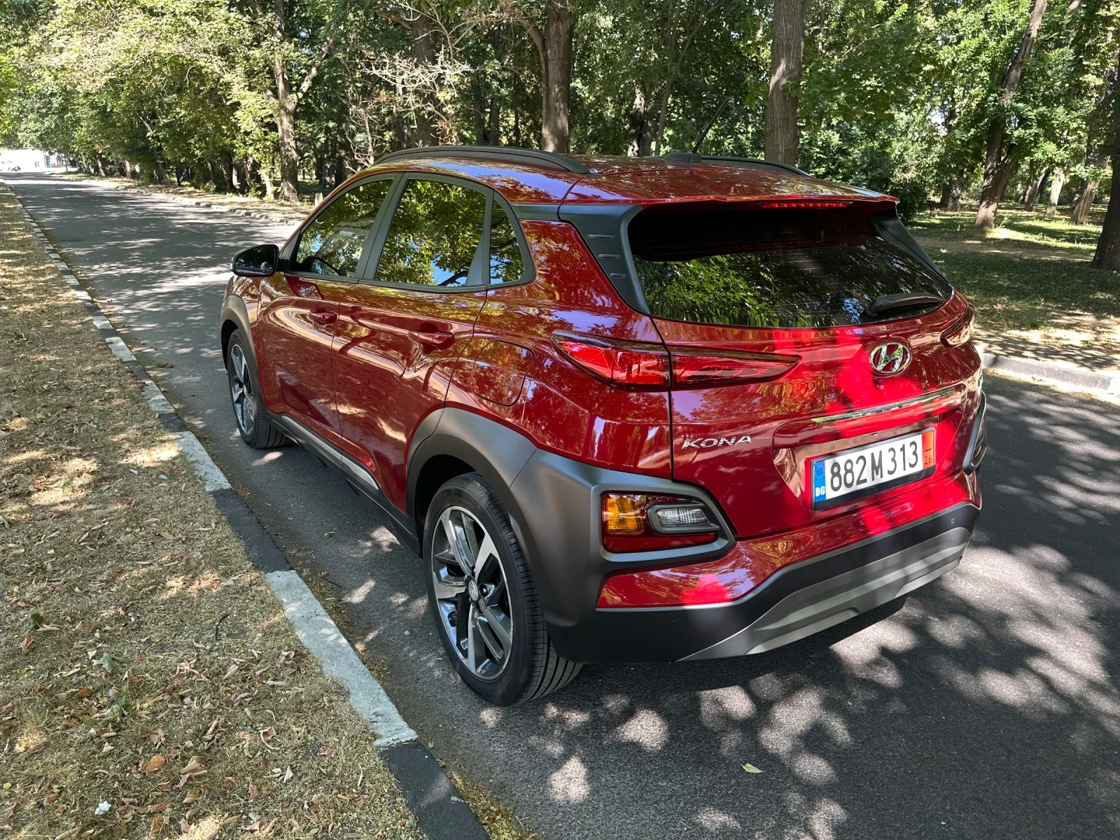 Hyundai Kona АВТОМАТ | КОЖА | ВНОС ОТ ЮЖНА КОРЕА, снимка 5 - Автомобили и джипове - 56001907