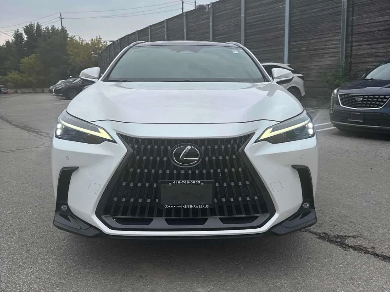 Lexus NX 350 | CARFAX | БЕЗ ИНЦИДЕНТИ, снимка 2 - Автомобили и джипове - 56362106